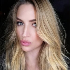 Meet your Posher, Kristina